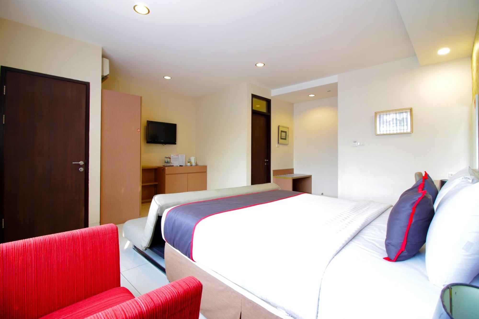 Hotel Collection O Pasteur Near Paris Mall Formerly Sweet Karina 3*