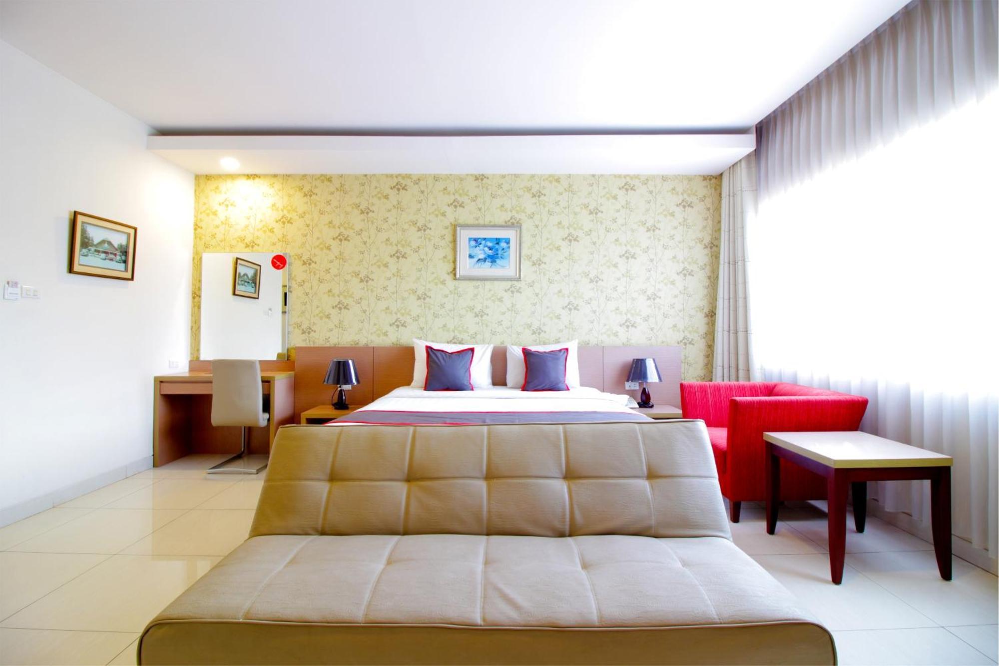 Collection O Pasteur Near Paris Mall Formerly Sweet Karina Hotel Bandung
